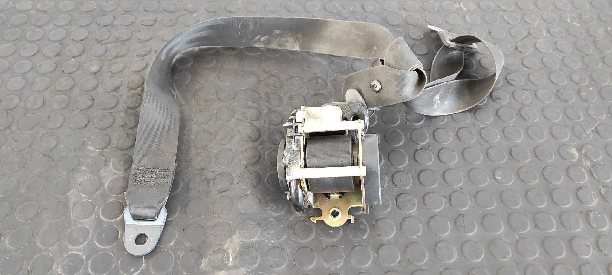 Recambio de CINTURON DELANTERO IZQUIERDO para CITROEN C8 2.2 HDi 16V PREMIER II 4HWDW12TED4 referencia OEM IAM B507744 AC75   - BLANCO