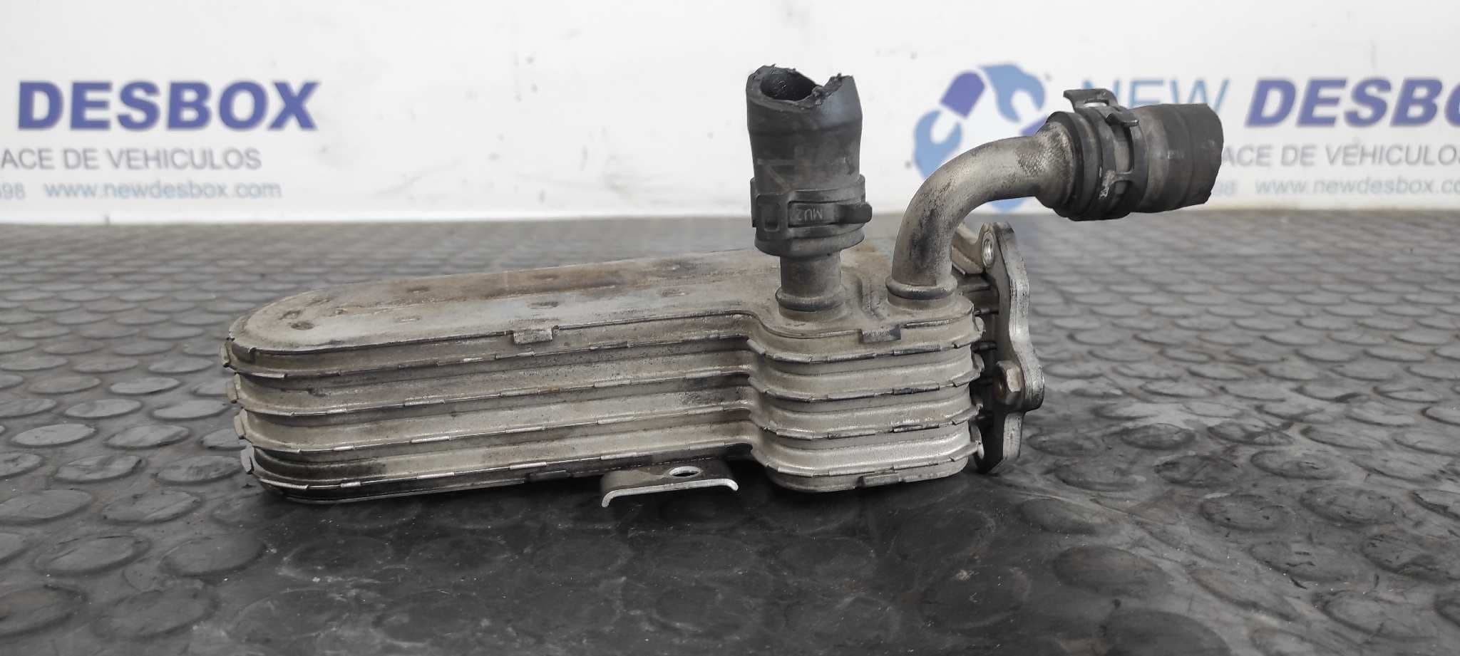 Recambio de ENFRIADOR EGR para SEAT LEON (1P1) BKC referencia OEM IAM 039131513AD   - NEGRO 3
