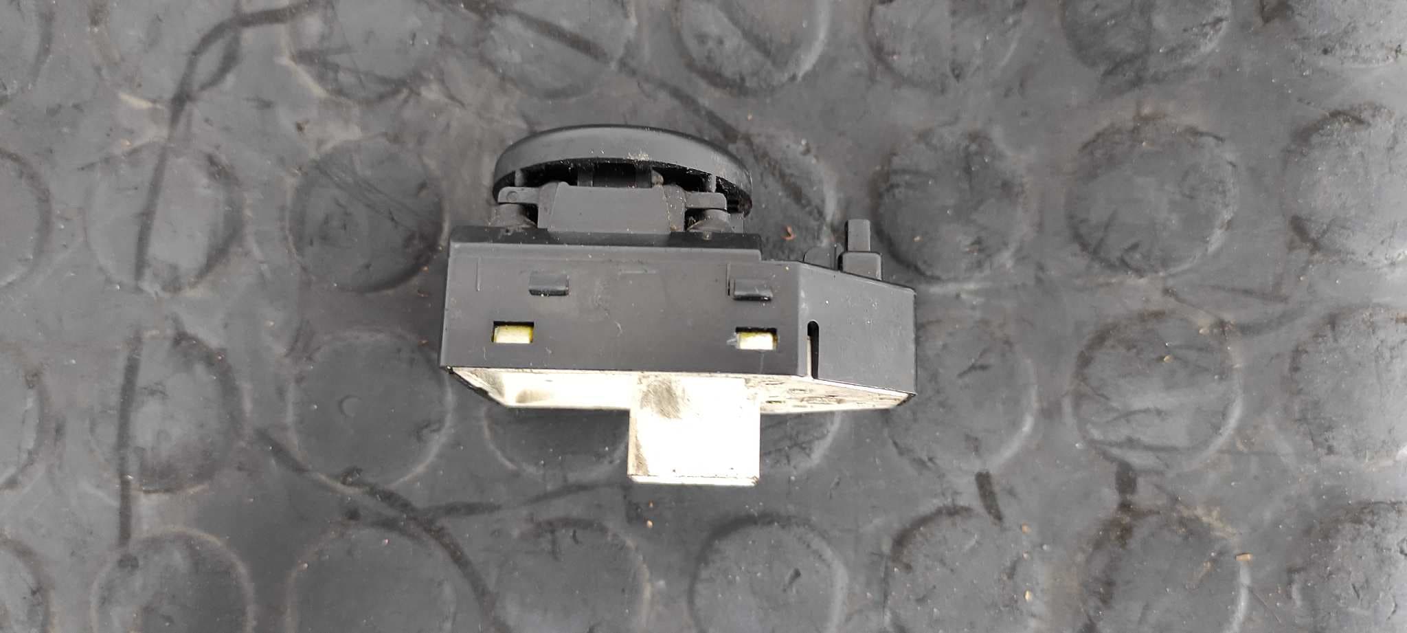 Recambio de MANDO RETROVISOR para HYUNDAI TUCSON (JM) 2.0 CRDi CAT D4EA referencia OEM IAM    - PLATA 3