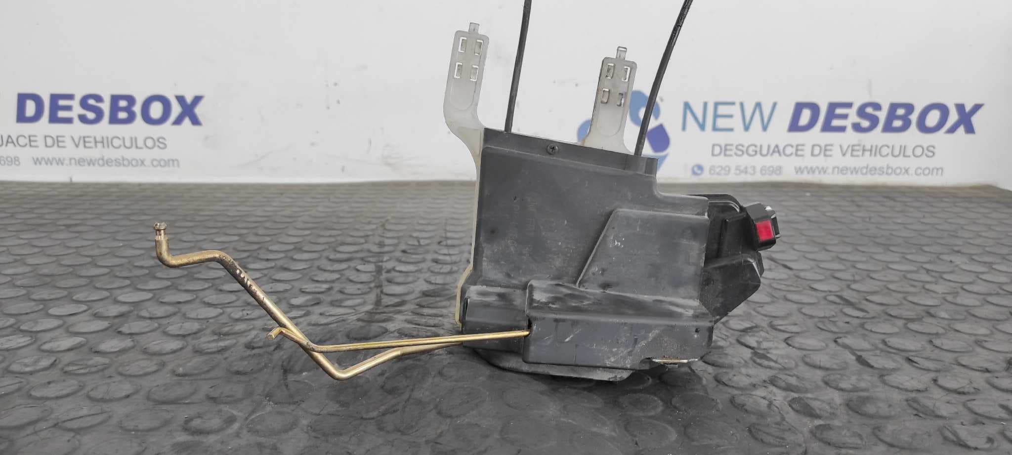 Recambio de CERRADURA PUERTA DELANTERA DERECHA para HYUNDAI TUCSON (JM) 2.0 CRDi CAT D4EA referencia OEM IAM    - PLATA