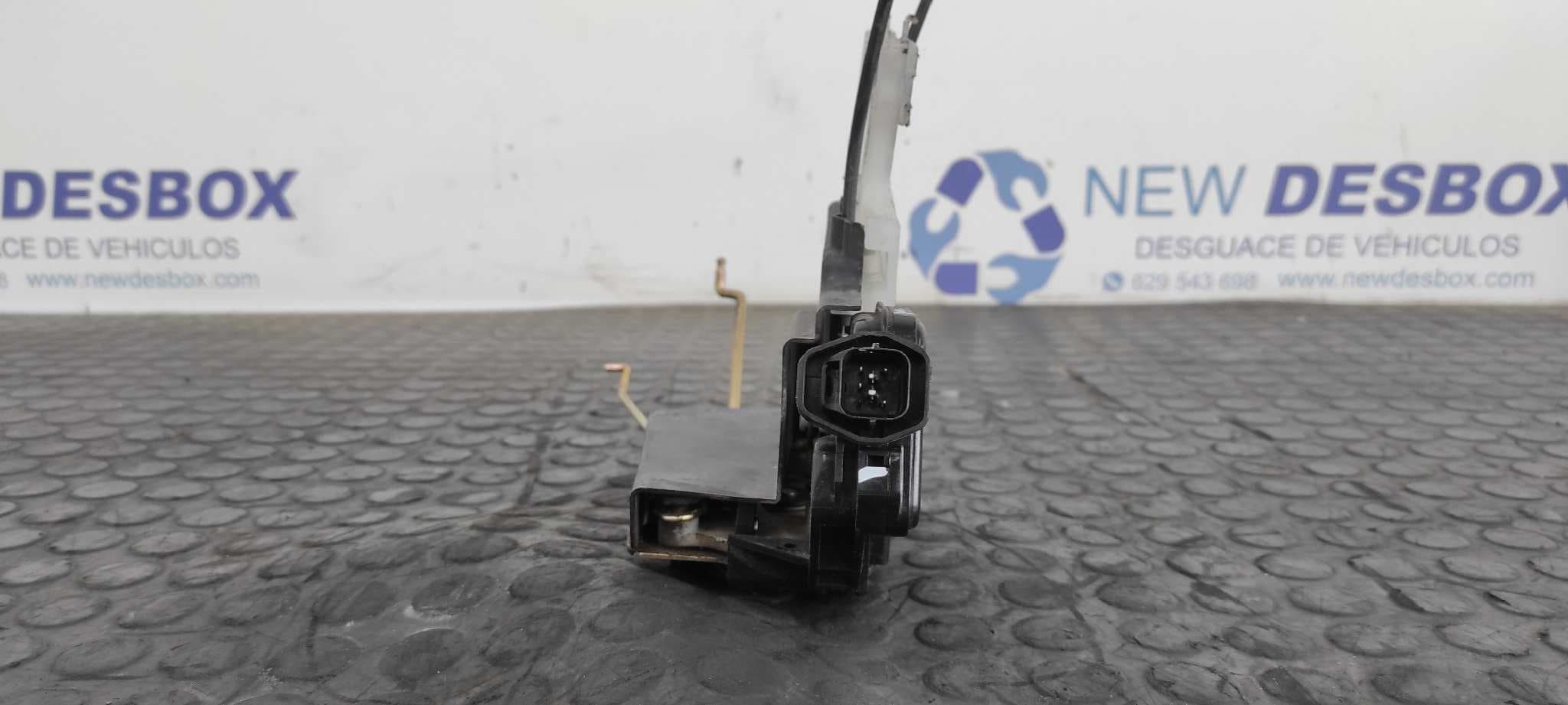 Recambio de CERRADURA PUERTA DELANTERA DERECHA para HYUNDAI TUCSON (JM) 2.0 CRDi CAT D4EA referencia OEM IAM    - PLATA 5