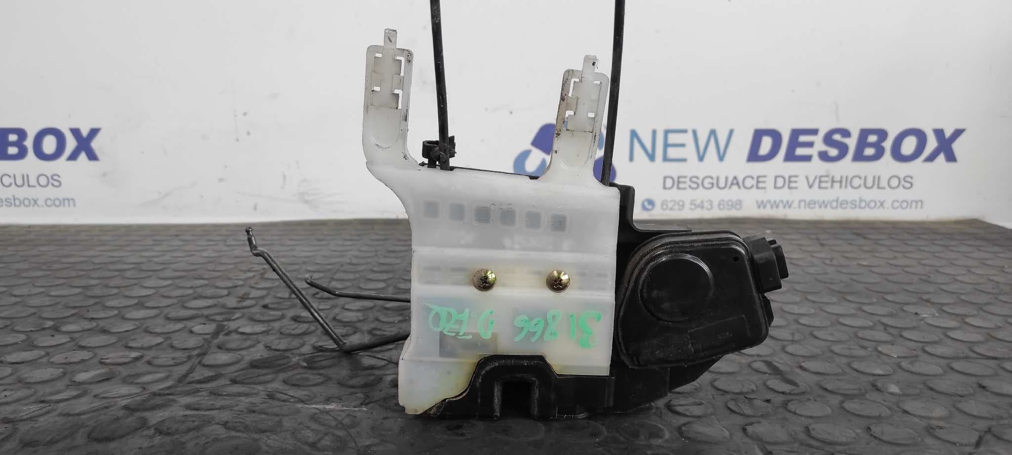 Recambio de CERRADURA PUERTA DELANTERA IZQUIERDA para HYUNDAI TUCSON (JM) 2.0 CRDi CAT D4EA referencia OEM IAM    - PLATA 2