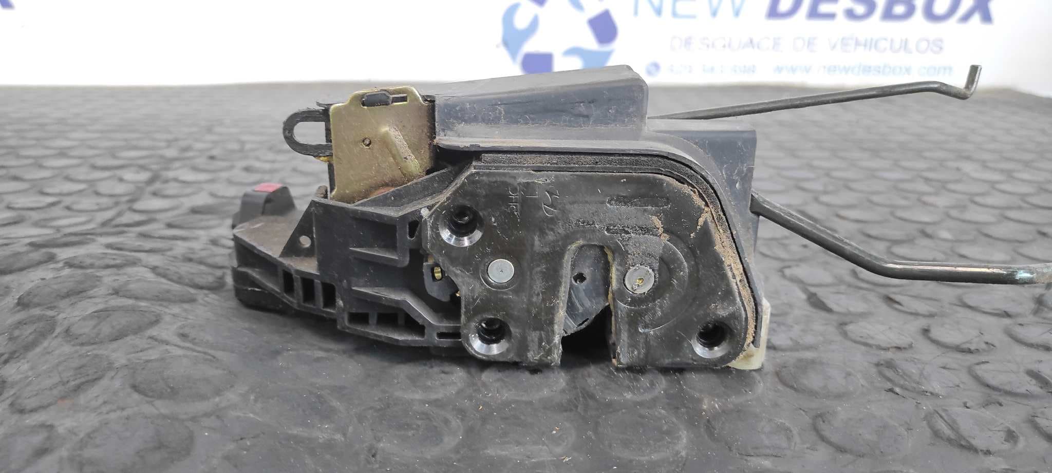 Recambio de CERRADURA PUERTA DELANTERA IZQUIERDA para HYUNDAI TUCSON (JM) 2.0 CRDi CAT D4EA referencia OEM IAM    - PLATA 5