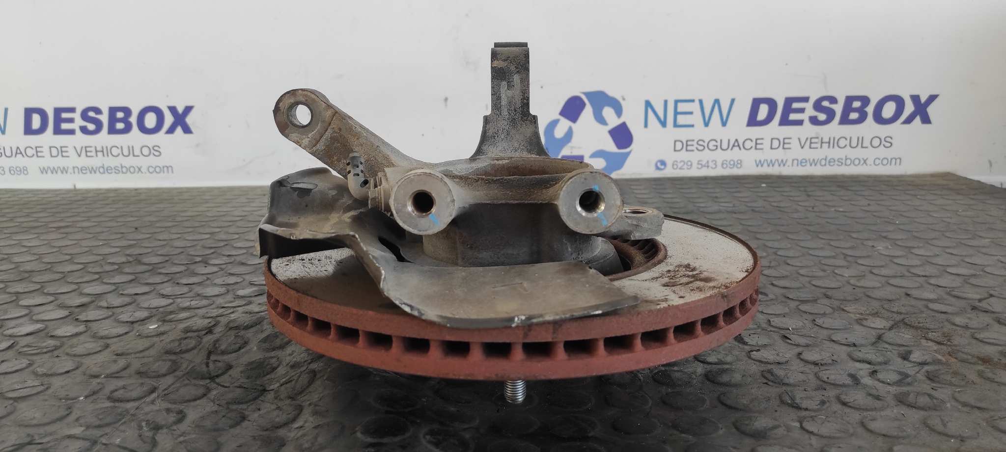 Recambio de MANGUETA DELANTERA IZQUIERDA para HYUNDAI TUCSON (JM) D4EA referencia OEM IAM    - BLANCO 4