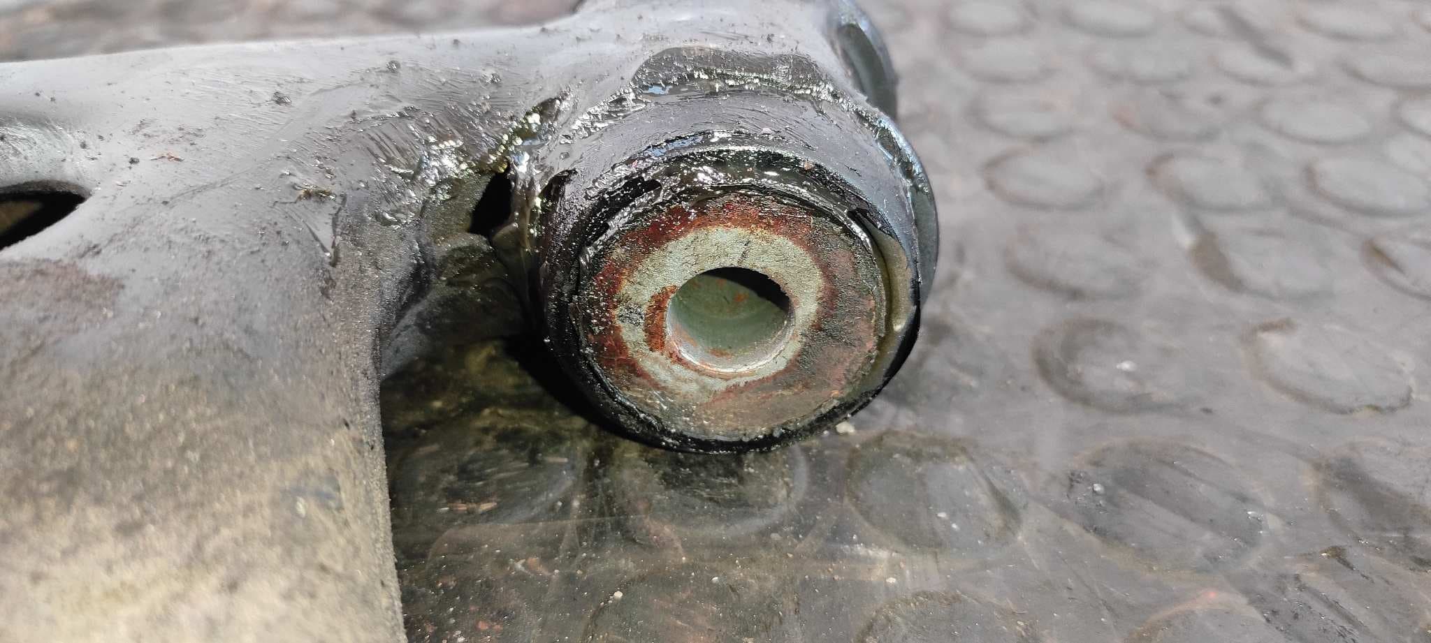 Recambio de BRAZO IZQUIERDO INFERIOR DELANTERO para FORD TOURNEO CONNECT (TC7) Kombi Corta (2009->) R3PA referencia OEM IAM 079AA   - BLANCO 6