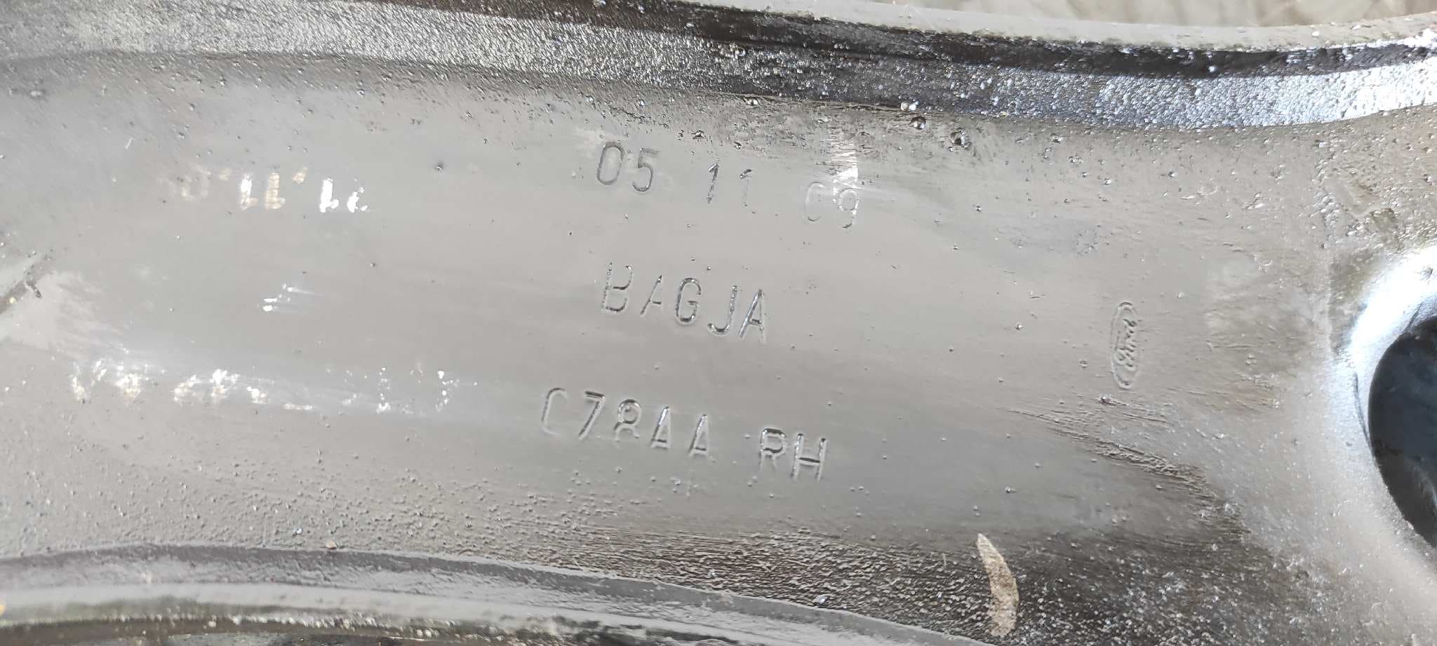 Recambio de BRAZO DERECHO INFERIOR DELANTERO para FORD TOURNEO CONNECT (TC7) Kombi Corta (2009->) R3PA referencia OEM IAM C78AA   - BLANCO 7
