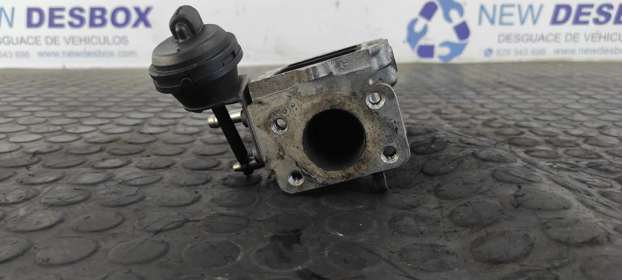 Recambio de CAJA MARIPOSA para VOLKSWAGEN PASSAT BERLINA (3C2) BKP referencia OEM IAM 03G131063F 6