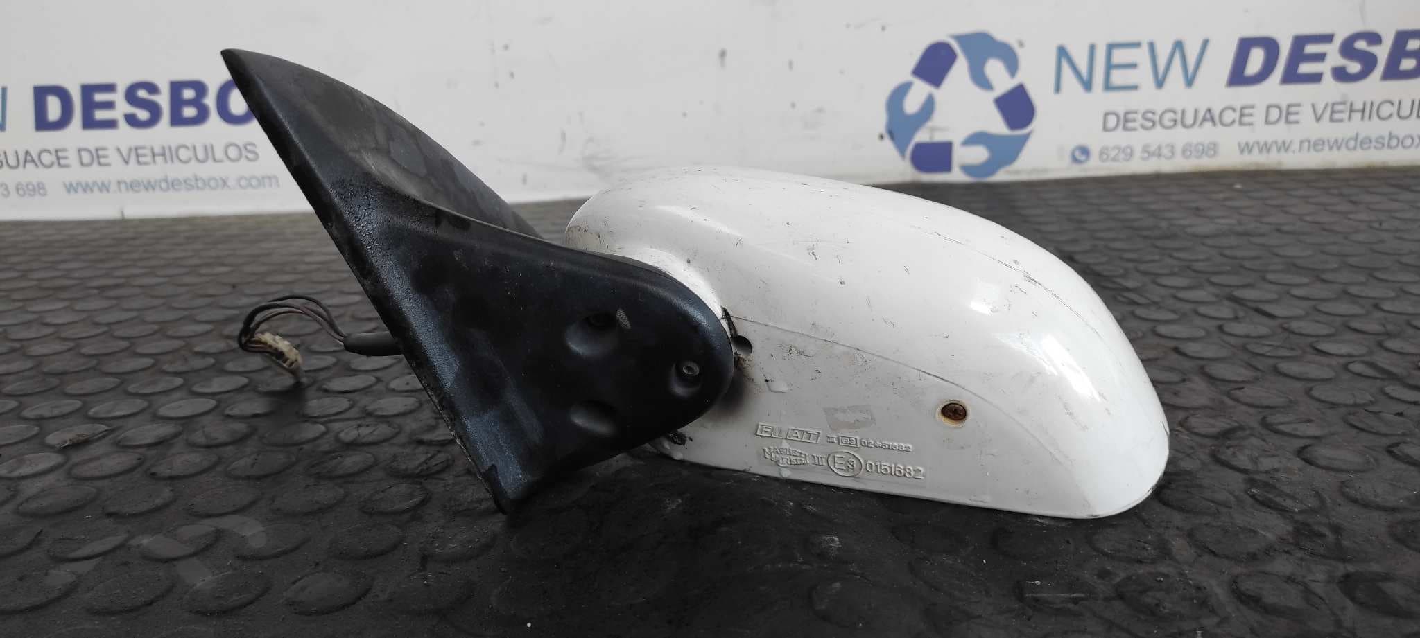 Recambio de RETROVISOR IZQUIERDO para FIAT BRAVA (182) JTD 105 / 100 Clima 182B9000 referencia OEM IAM 0151682   - BLANCO 3