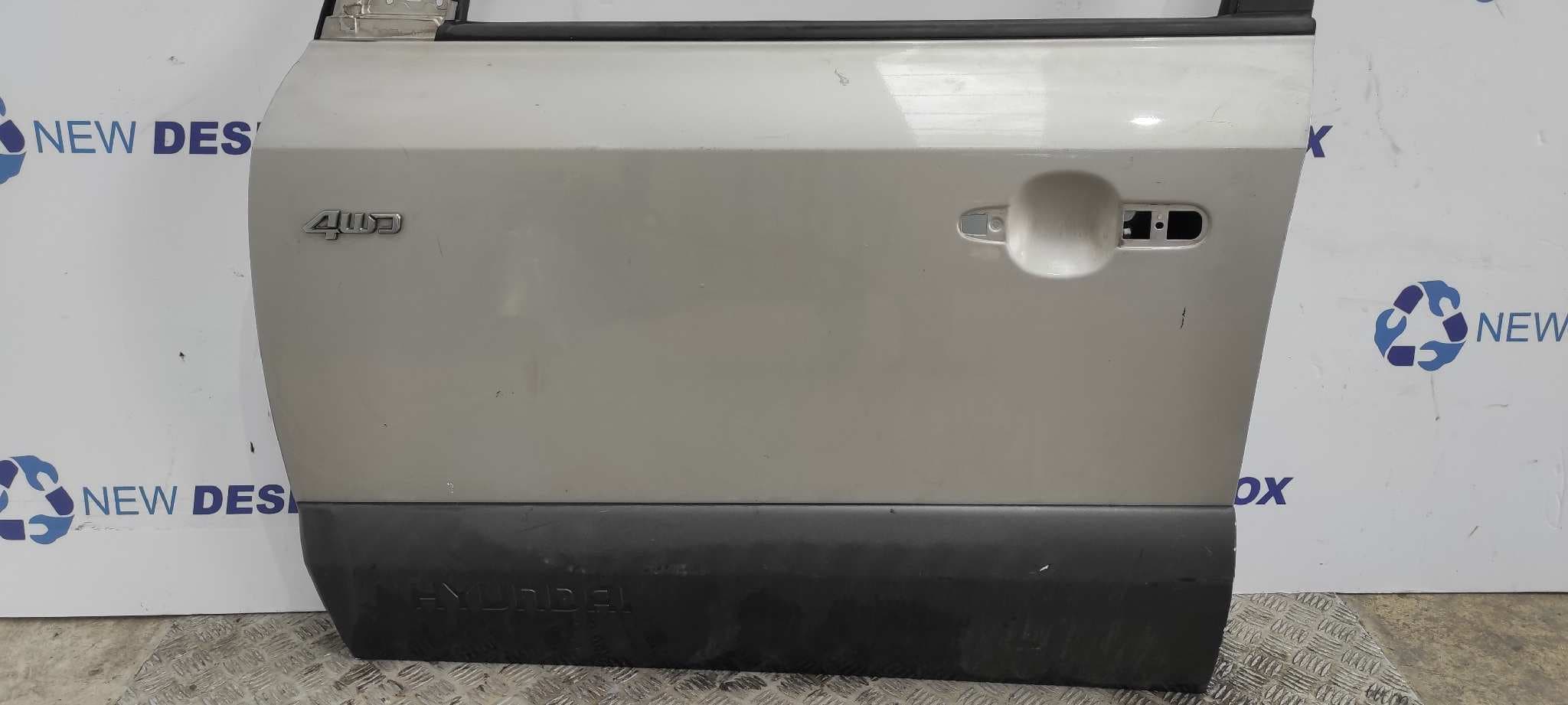 Recambio de PUERTA DELANTERA IZQUIERDA para HYUNDAI TUCSON (JM) D4EA referencia OEM IAM    - PLATA 2