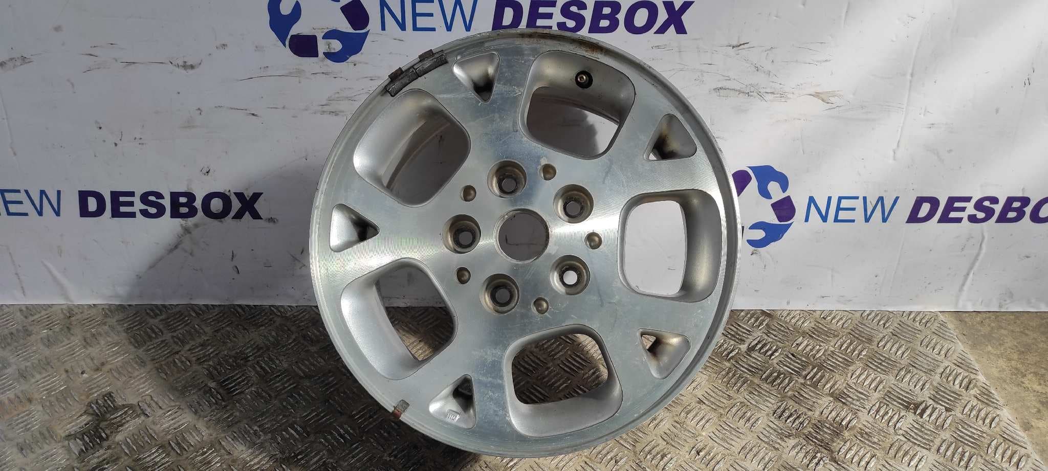 Recambio de LLANTA para CHRYSLER JEEP GR.CHEROKEE (WJ/WG) 3.1 TD Limited VM73B referencia OEM IAM    - BLANCO