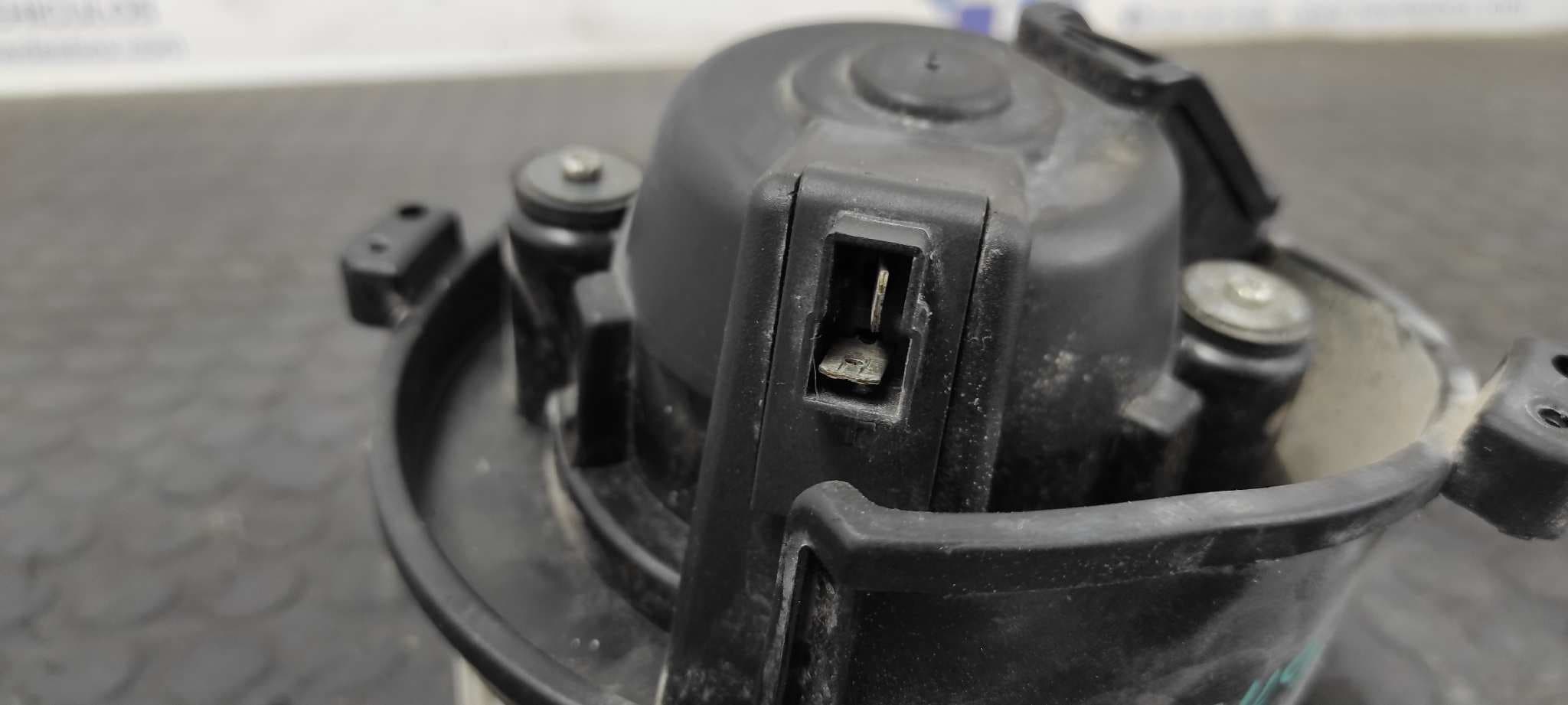 Recambio de MOTOR CALEFACCION para FIAT DUCATO CAJA CERR. TECHO ELEVADO (DESDE 03.94) Maxi D 2,5          Batalla 3200 8140.67 referencia OEM IAM B838   - BLANCO 4