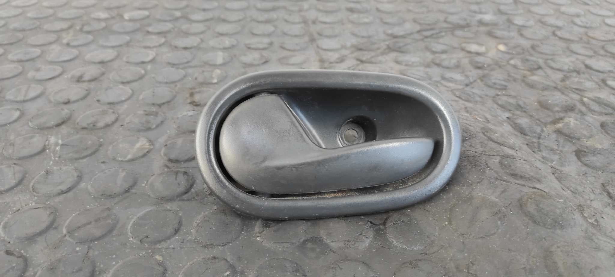 Recambio de MANETA INTERIOR DELANTERA IZQUIERDA para DACIA SANDERO Stepway K9K612 referencia OEM IAM 806717698R   - AZUL