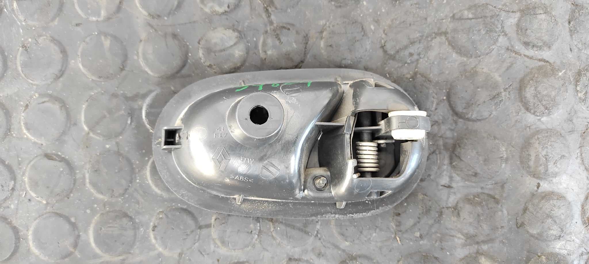 Recambio de MANETA INTERIOR DELANTERA IZQUIERDA para DACIA SANDERO Stepway K9K612 referencia OEM IAM 806717698R   - AZUL 2