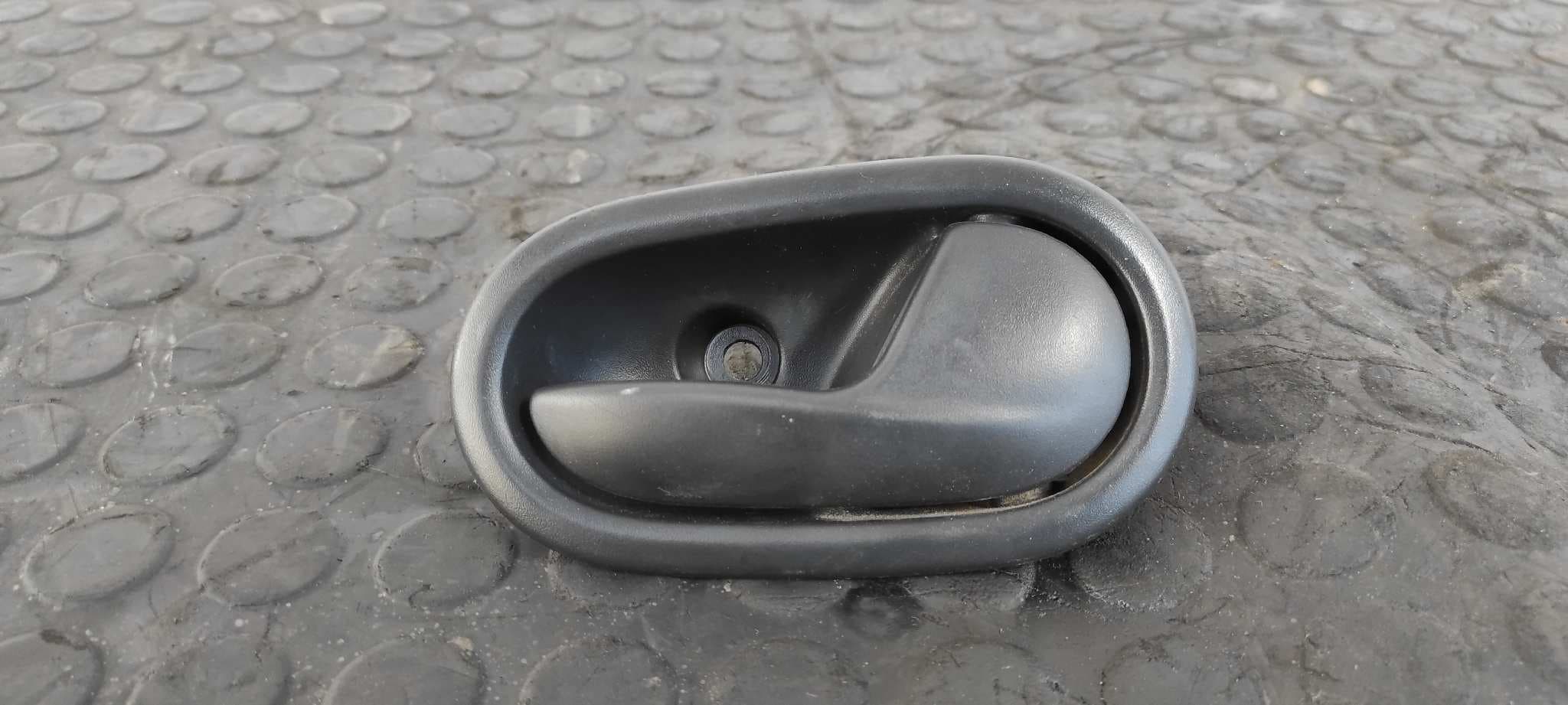 Recambio de MANETA INTERIOR DELANTERA DERECHA para DACIA SANDERO Stepway K9K612 referencia OEM IAM 826721919R   - AZUL