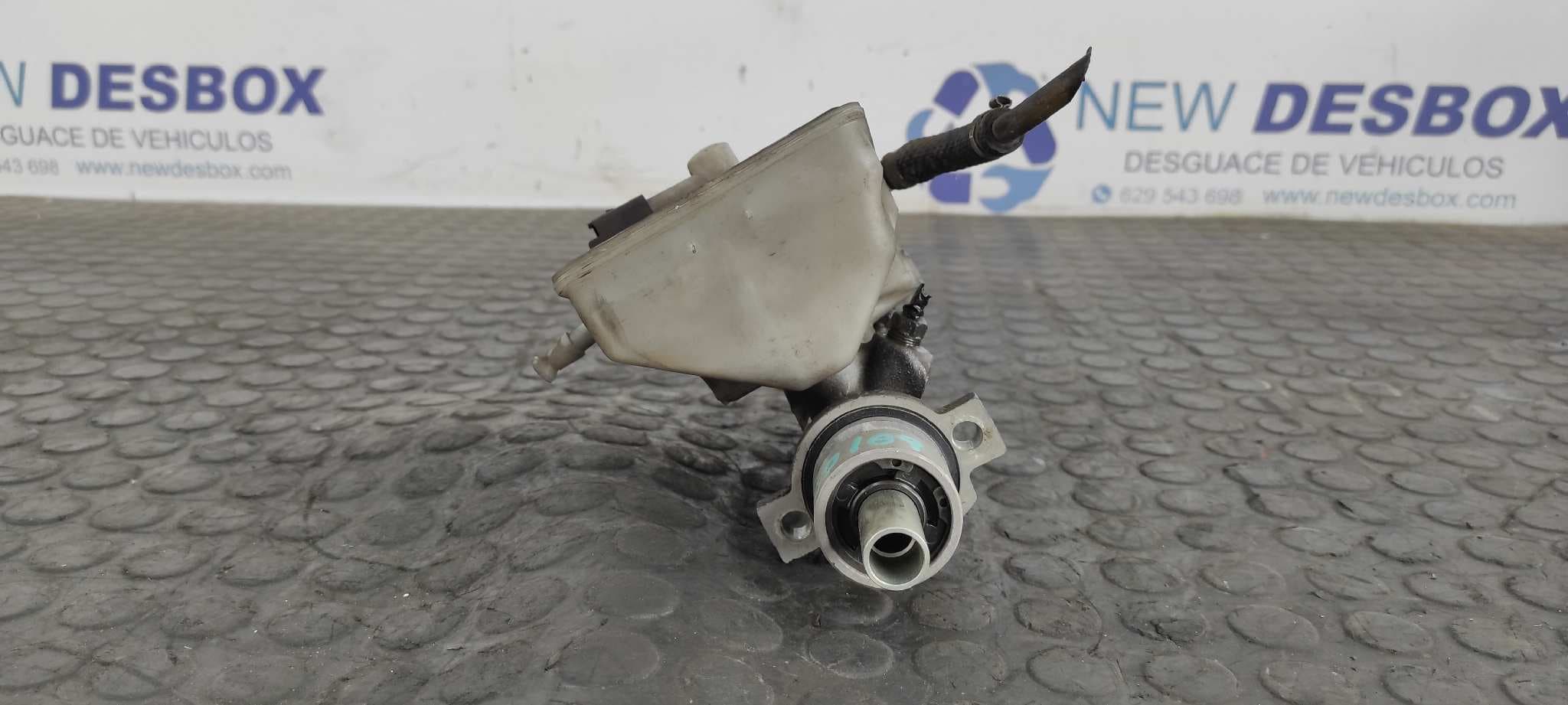Recambio de BOMBA FRENO para PEUGEOT 406 COUPE (S1/S2) 2.0 RFNEW10J4 referencia OEM IAM 311940   - BLANCO