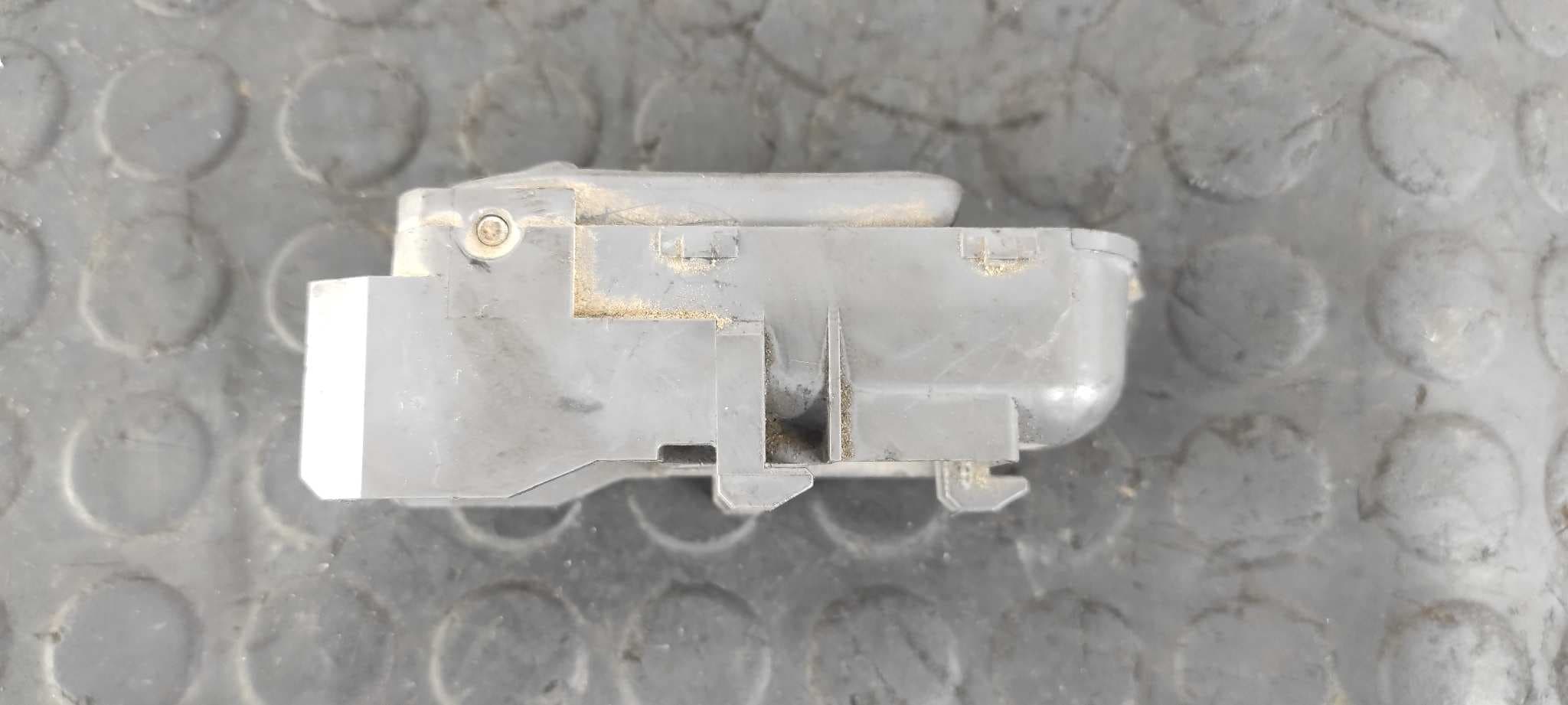 Recambio de MANETA TRASERA DERECHA para NISSAN PICK-UP (D22) referencia OEM IAM 2