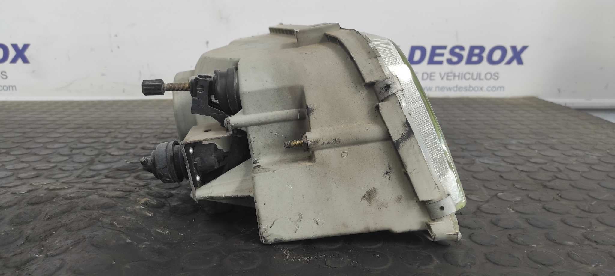 Recambio de FARO IZQUIERDO para FIAT DUCATO CAJA CERR. TECHO ELEVADO (DESDE 03.94) Maxi D 2,5          Batalla 3200 8140.67 referencia OEM IAM 35690748   - BLANCO 5