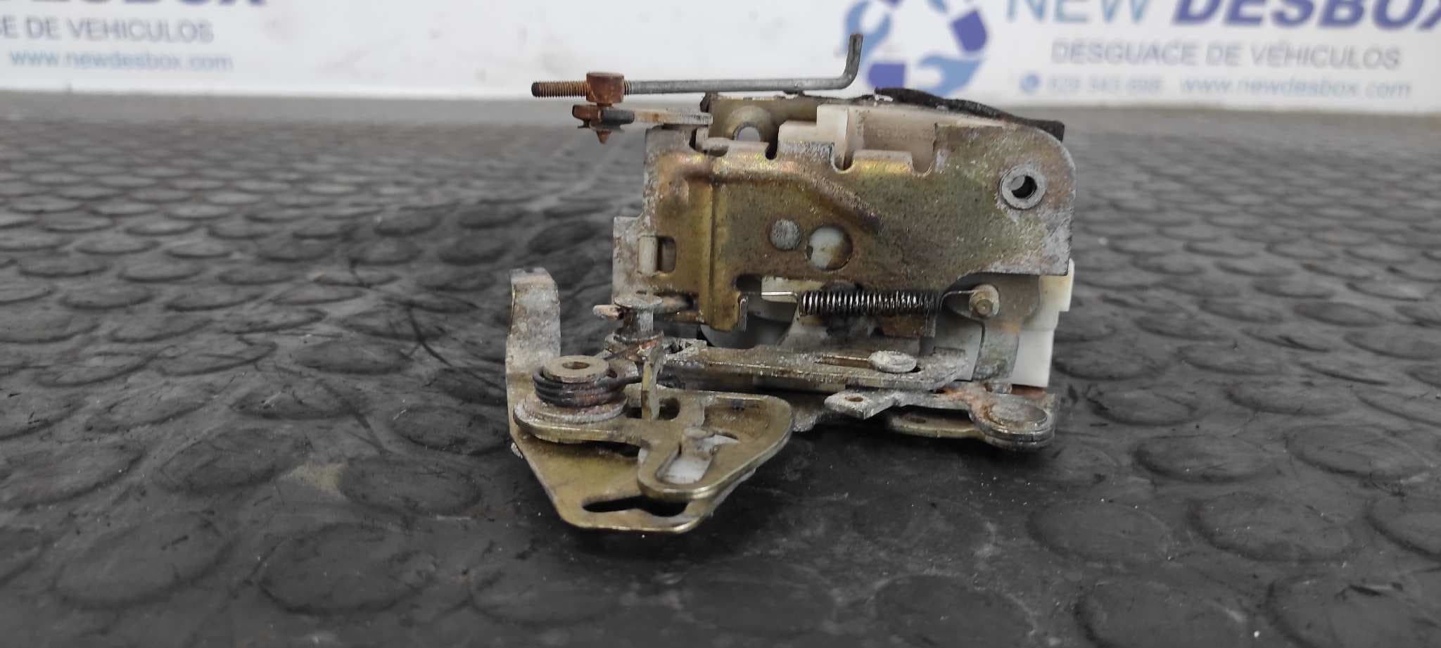 Recambio de CERRADURA PUERTA TRASERA DERECHA para LAND ROVER DISCOVERY (SALLJG/LJ) TDi (5-ptas.) 21L        referencia OEM IAM    - VERDE 3