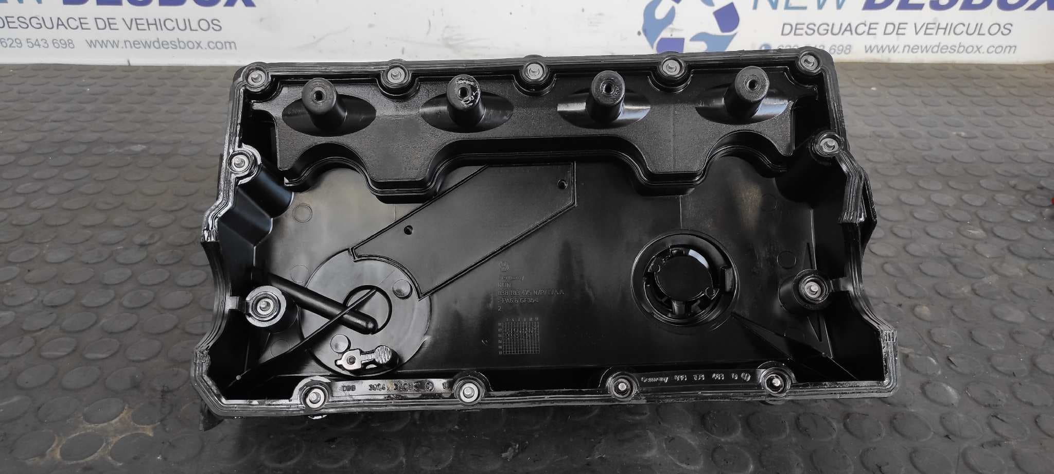 Recambio de TAPA BALANCINES para SEAT LEON (1P1) BKC referencia OEM IAM 038103469AD   - NEGRO 3