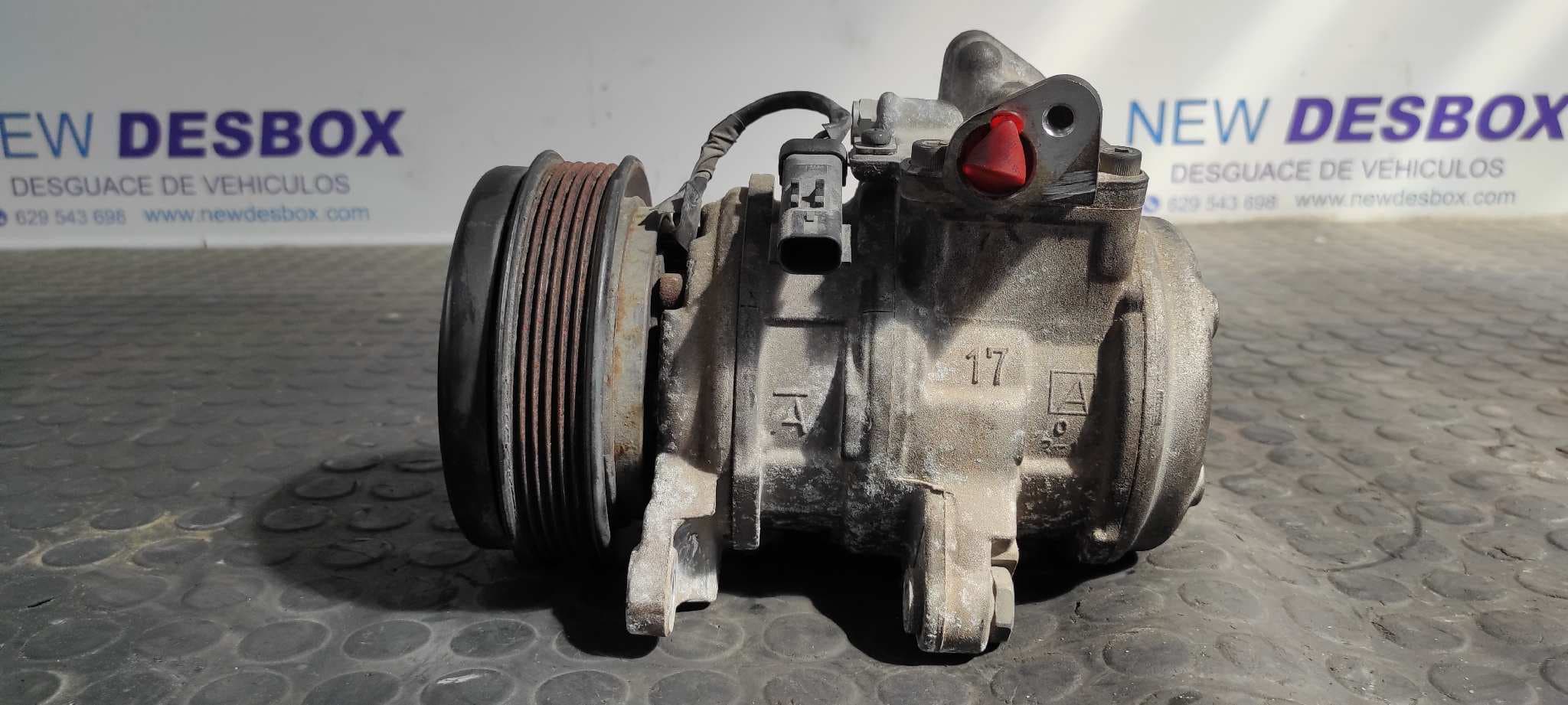 Recambio de COMPRESOR AIRE ACONDICIONADO para CHRYSLER JEEP GR.CHEROKEE (WJ/WG) 4.7 V8 CAT EVA referencia OEM IAM 4472005496   - AZUL 8