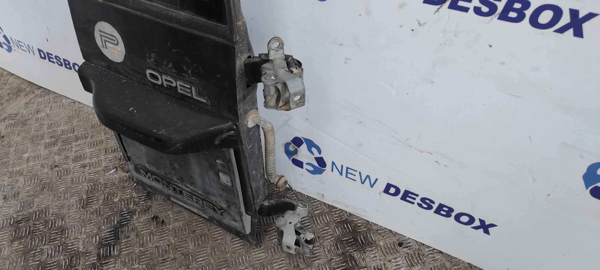Recambio de PUERTA TRASERA DERECHA para OPEL MONTEREY Básico 4JG2TC referencia OEM IAM    - GRIS 2