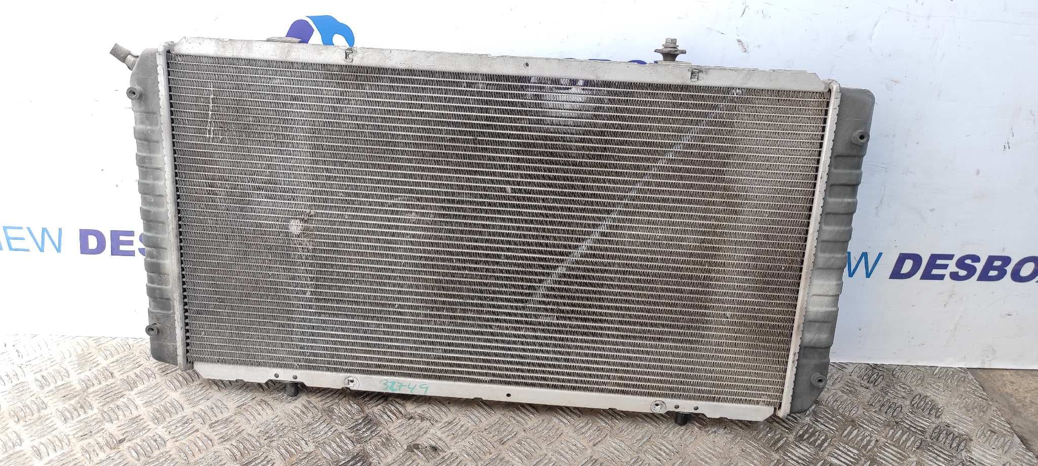 Recambio de RADIADOR AGUA para FIAT DUCATO CAJA CERR. TECHO ELEVADO (DESDE 03.94) Maxi D 2,5          Batalla 3200 8140.67 referencia OEM IAM    - BLANCO 2