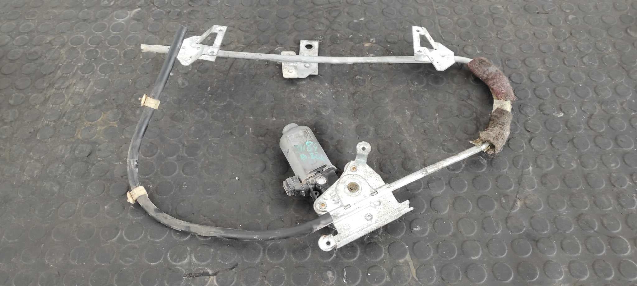Recambio de ELEVALUNAS DELANTERO IZQUIERDO para CHRYSLER JEEP CHEROKEE (XJ) 2.5 TD ENC referencia OEM IAM 400167B   - AZUL