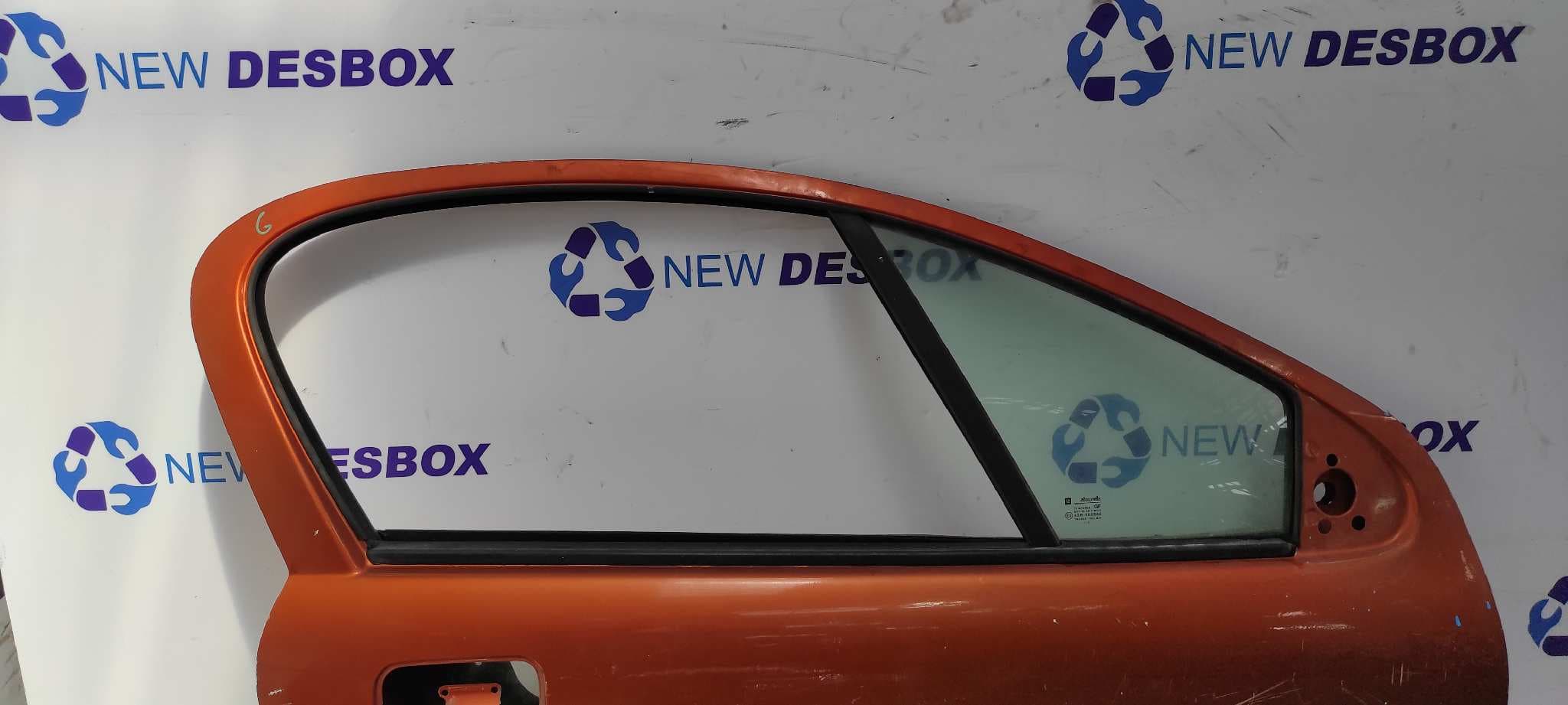 Recambio de PUERTA DELANTERA DERECHA para OPEL TIGRA 1.4 referencia OEM IAM 4