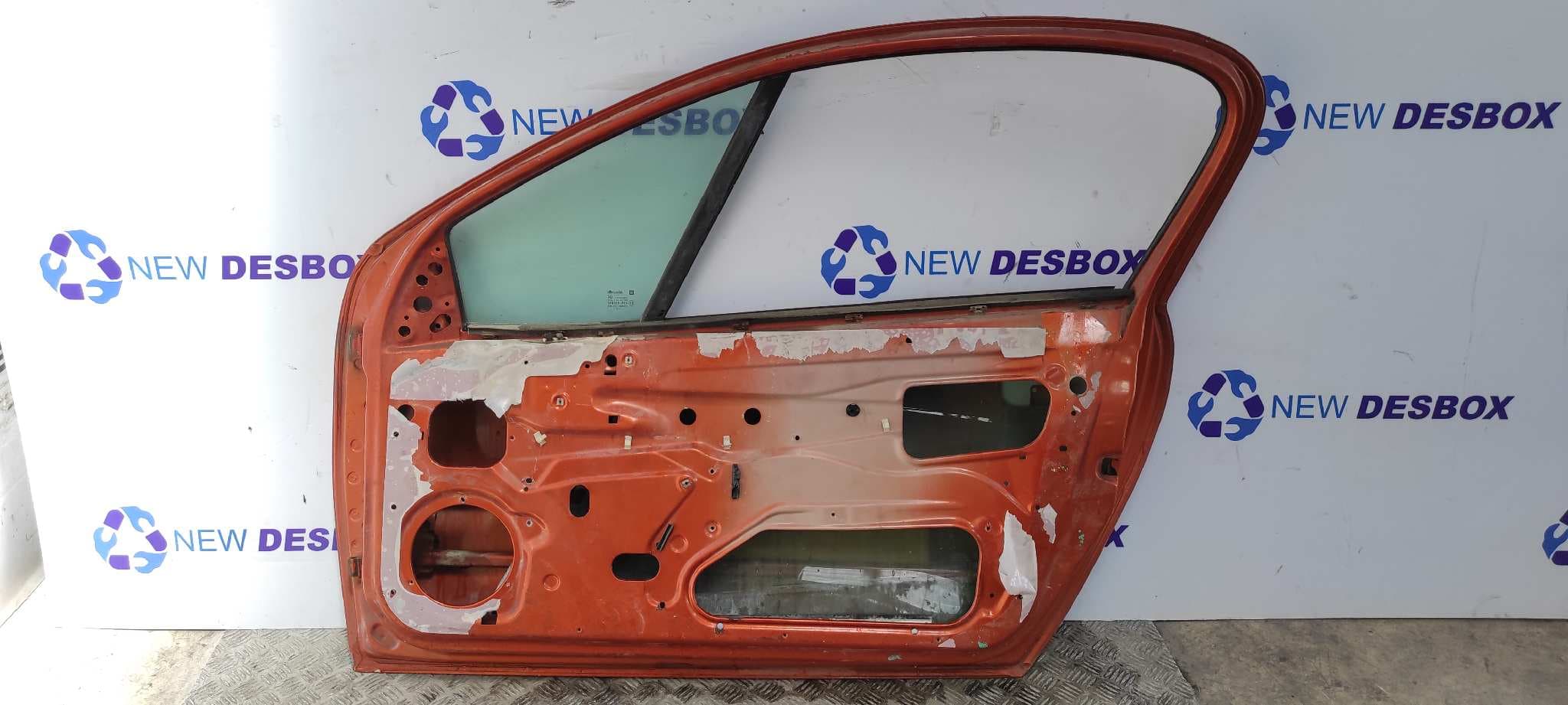 Recambio de PUERTA DELANTERA DERECHA para OPEL TIGRA 1.4 referencia OEM IAM 2