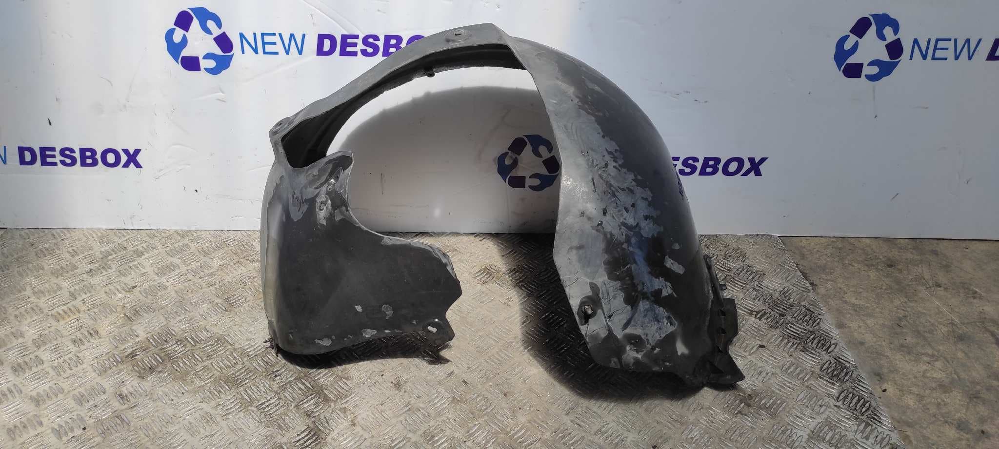 Recambio de PASO RUEDA DERECHO  para AUDI A3 (8P) 2.0 TDI Ambiente BKD referencia OEM IAM 8P0821172C   - NEGRO 8