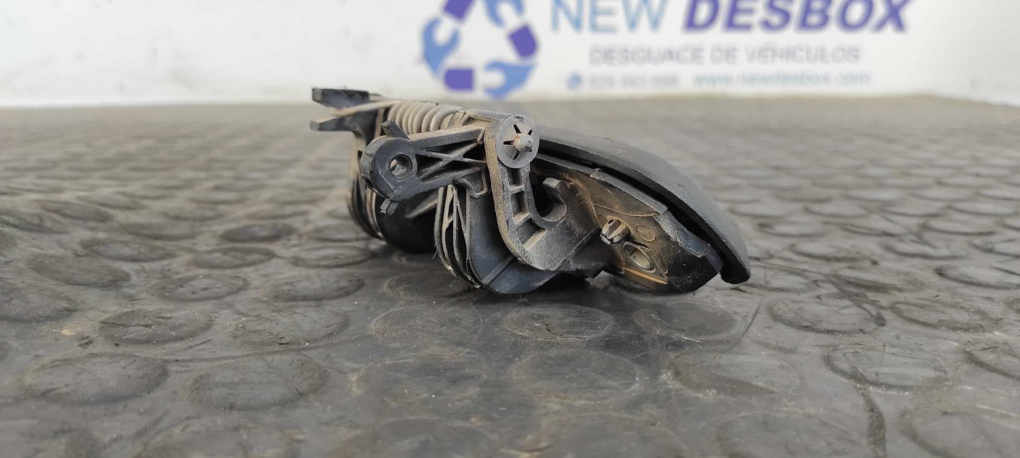 Recambio de MANETA DELANTERA DERECHA para DACIA SANDERO Stepway K9K612 referencia OEM IAM    - AZUL 5