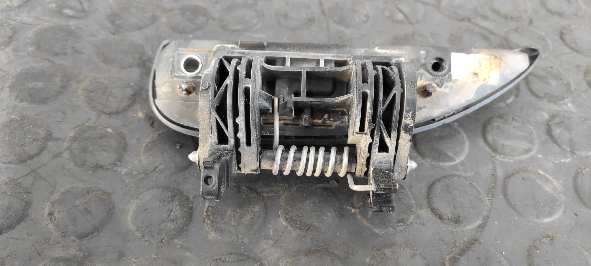 Recambio de MANETA DELANTERA DERECHA para DACIA SANDERO Stepway K9K612 referencia OEM IAM    - AZUL 4