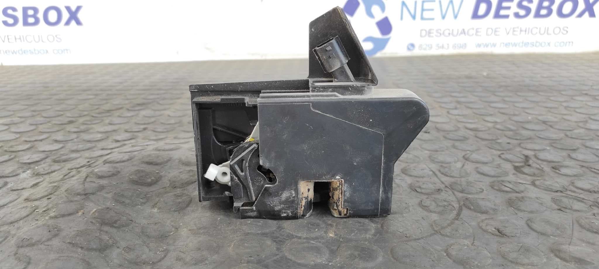 Recambio de CERRADURA PUERTA DELANTERA DERECHA para DACIA SANDERO K9K612 referencia OEM IAM 805026816R   - AZUL 4