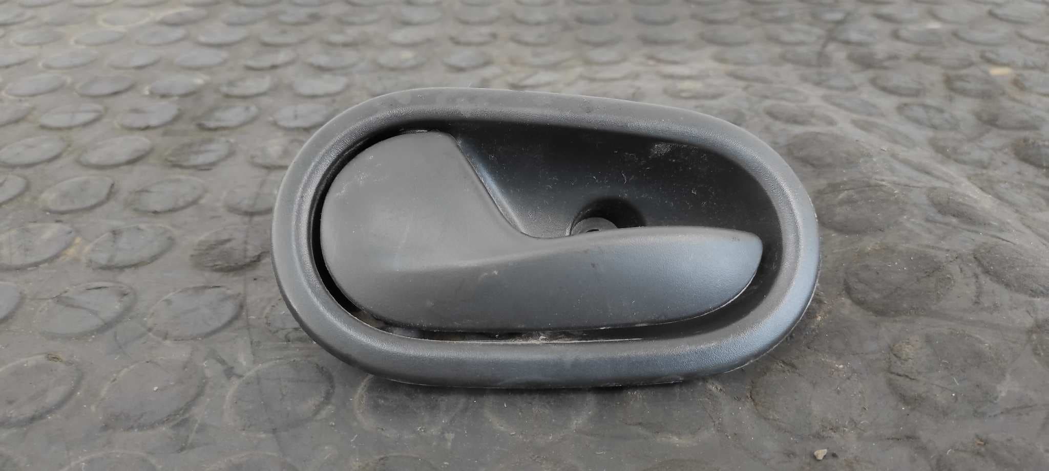 Recambio de MANETA INTERIOR TRASERA IZQUIERDA para DACIA SANDERO Stepway K9K612 referencia OEM IAM 806717698R   - AZUL