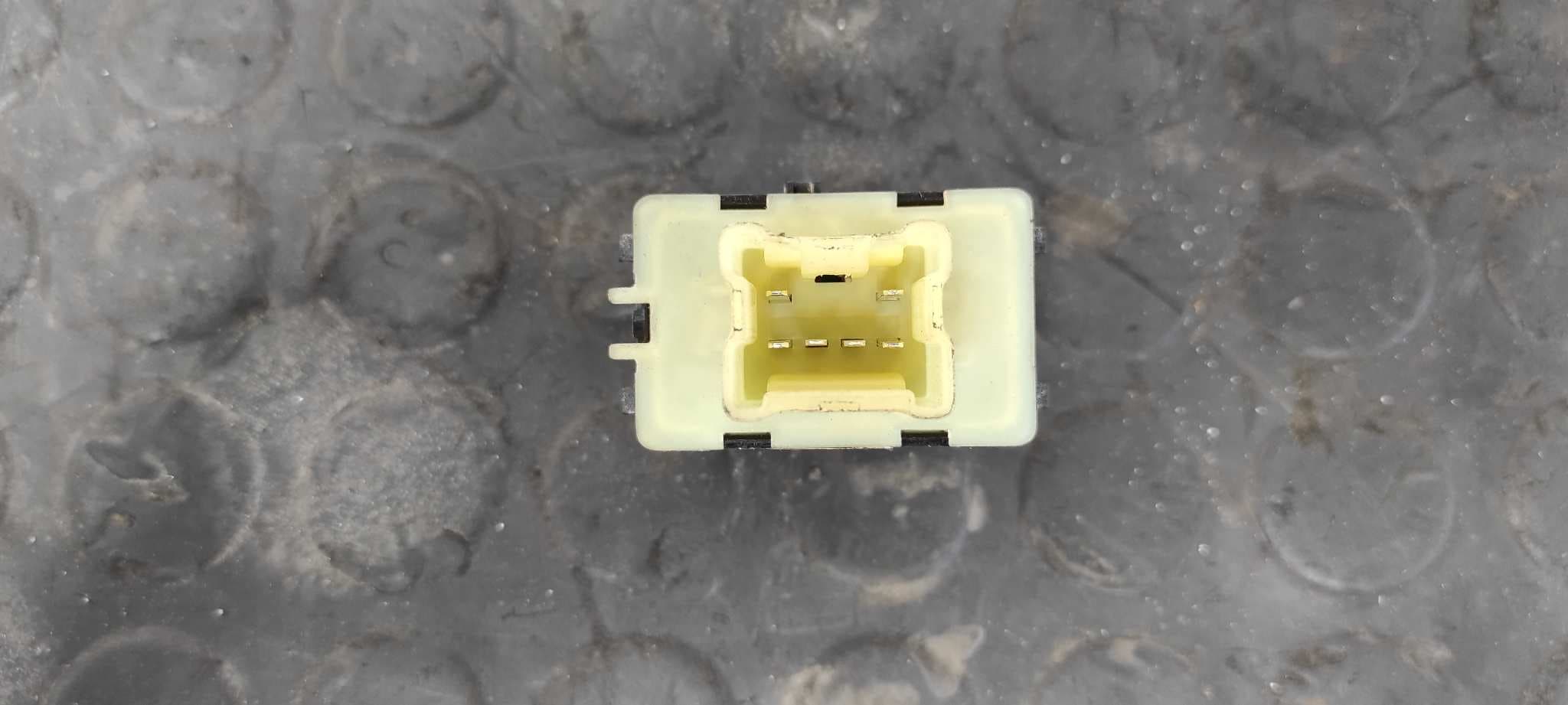 Recambio de MANDO ELEVALUNAS DELANTERO IZQUIERDO para DACIA SANDERO Stepway K9K612 referencia OEM IAM 254214937R   - AZUL 4