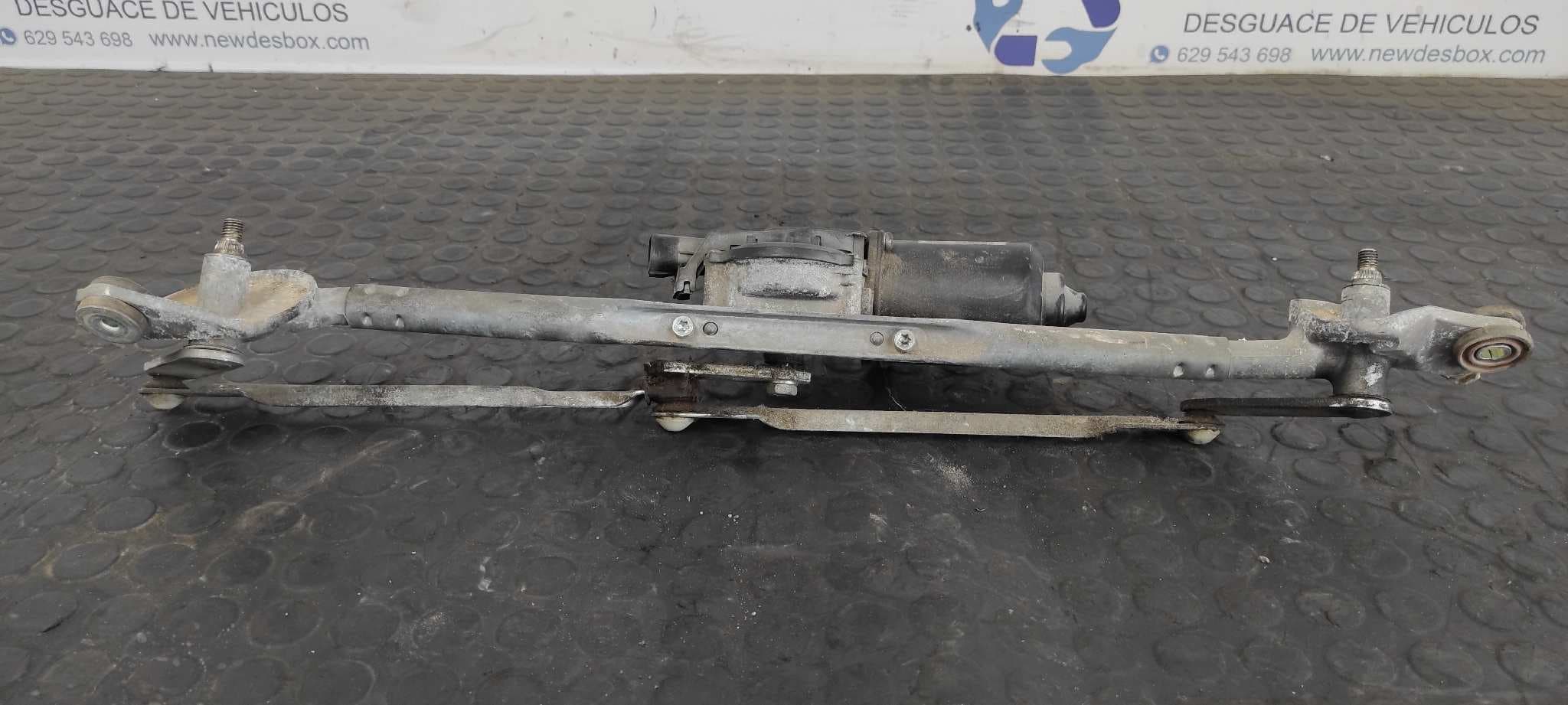 Recambio de MOTOR LIMPIA DELANTERO para TOYOTA AVENSIS BERLINA (T25) 2.0 D4-D Executive Berlina (5-ptas.) 1CDFTV referencia OEM IAM 8511005060   - AZUL 5