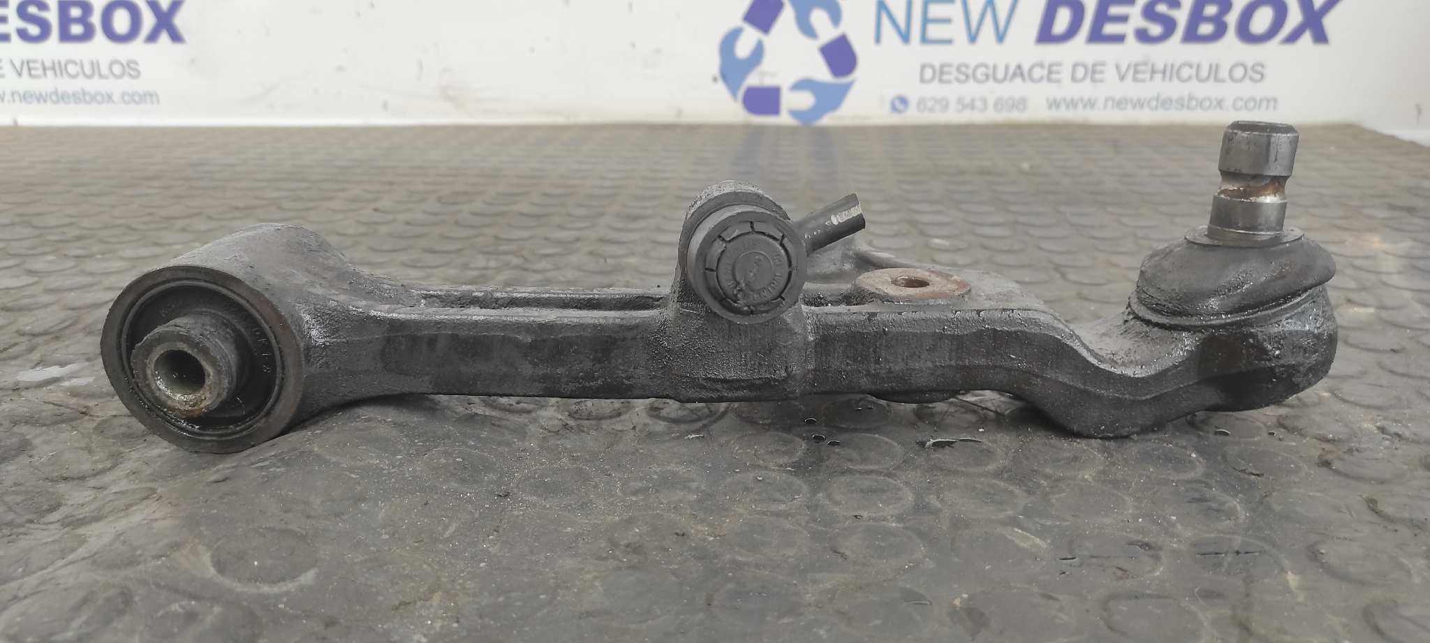 Recambio de BRAZO DERECHO INFERIOR DELANTERO para KIA CARNIVAL J3 referencia OEM IAM SH A R   - AZUL 6