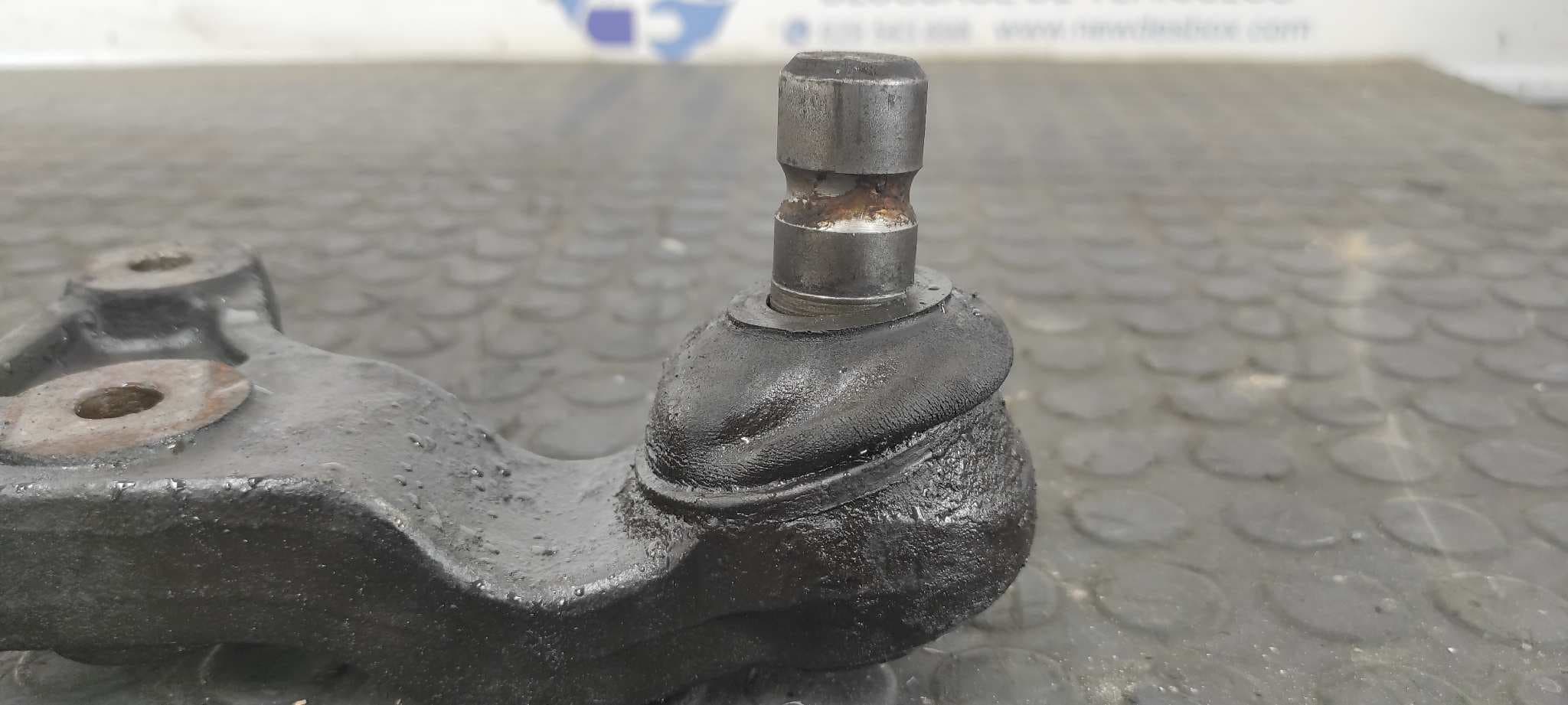 Recambio de BRAZO DERECHO INFERIOR DELANTERO para KIA CARNIVAL J3 referencia OEM IAM SH A R   - AZUL 7