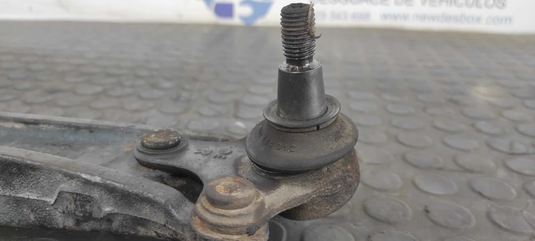 Recambio de BRAZO DERECHO INFERIOR DELANTERO para AUDI A3 (8P) 2.0 TDI Ambiente BKD referencia OEM IAM 1K0407153G   - NEGRO 2