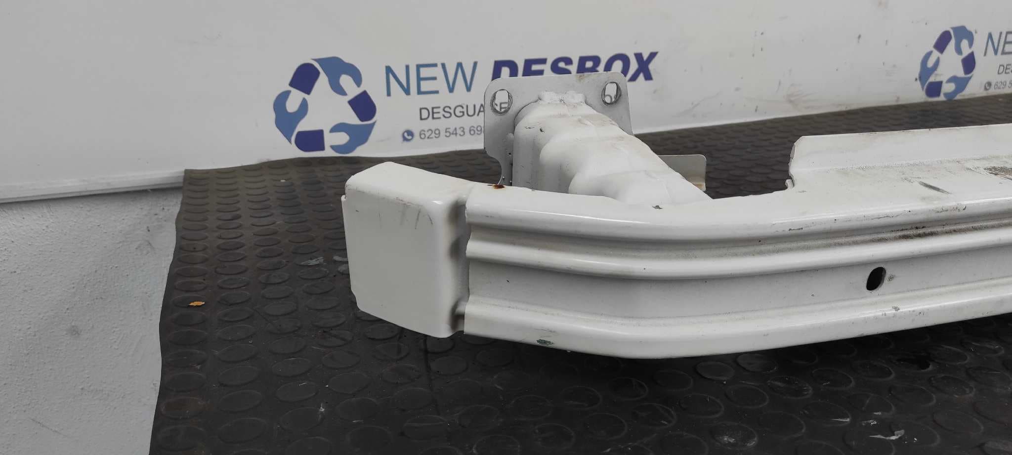 Recambio de REFUERZO PARAGOLPES DELANTERO para CITROEN C8 2.2 HDi 16V PREMIER II 4HWDW12TED4 referencia OEM IAM    - BLANCO 5
