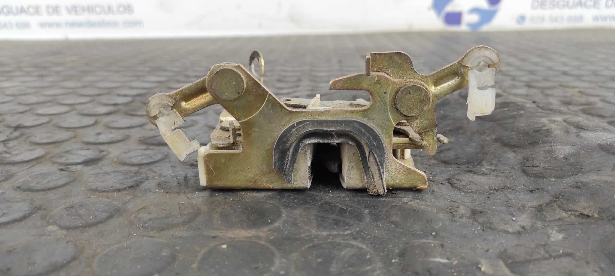 Recambio de CERRADURA PUERTA TRASERA IZQUIERDA para NISSAN PATROL (K/W160) referencia OEM IAM 13D189 2