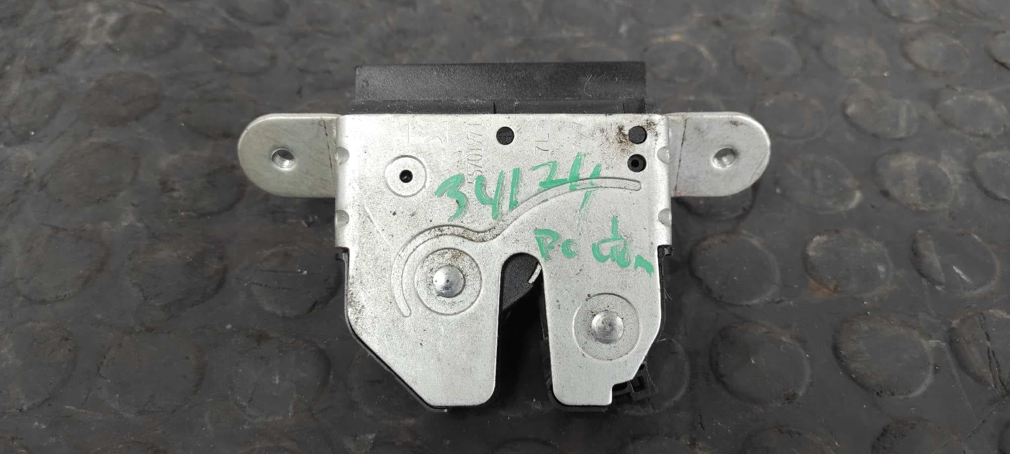 Recambio de CERRADURA MALETERO / PORTON para FIAT BRAVO (198) 1.6 16V Multijet Easy (77kW) 198A3000 referencia OEM IAM 55701971   - ROJO 2