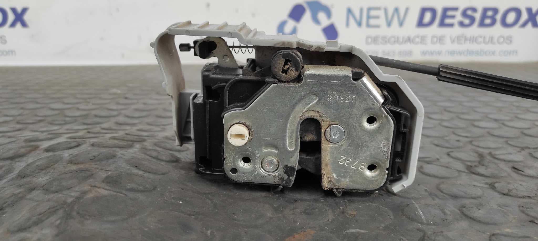 Recambio de CERRADURA PUERTA TRASERA IZQUIERDA para FIAT BRAVO (198) 1.6 16V Multijet Easy (77kW) 198A3000 referencia OEM IAM 151827960   - ROJO 7