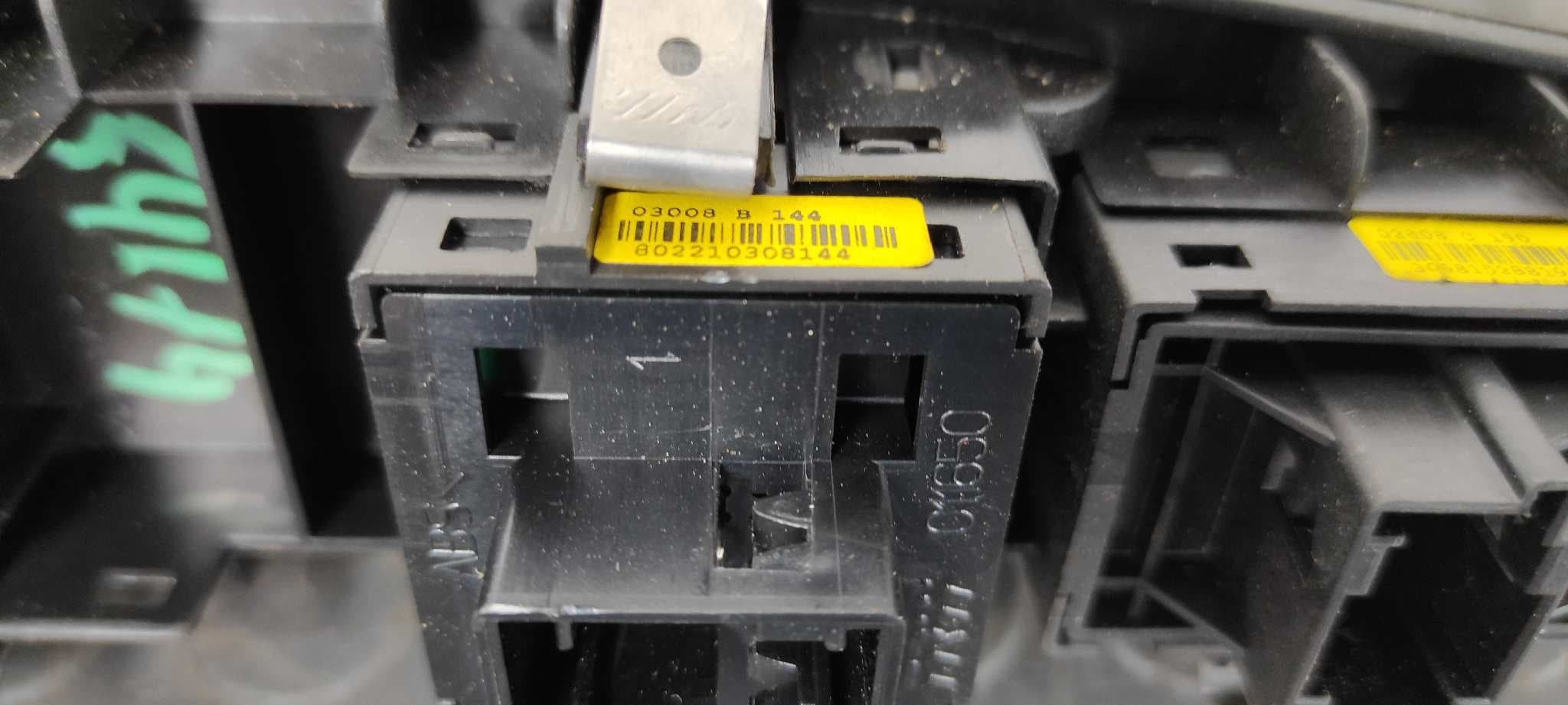 Recambio de MANDO ELEVALUNAS DELANTERO IZQUIERDO para FIAT BRAVO (198) 198A3000 referencia OEM IAM    - ROJO 7