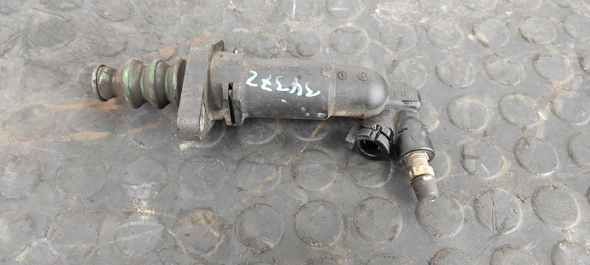 Recambio de BOMBIN EMBRAGUE para SEAT CORDOBA BERLINA (6K2) Cupra AYP referencia OEM IAM 1J0721261D   - AMARILLO 2