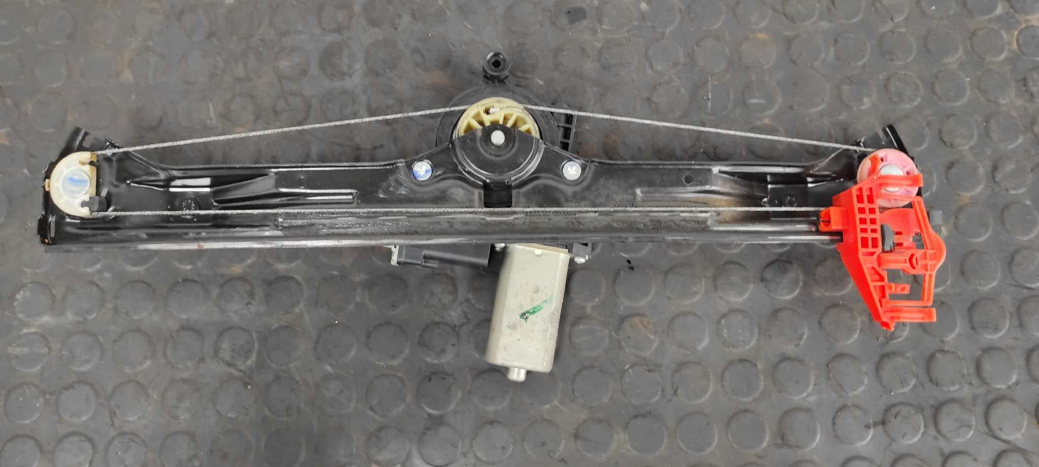 Recambio de ELEVALUNAS DELANTERO IZQUIERDO para FIAT BRAVO (198) 198A3000 referencia OEM IAM 72005003   - ROJO 4