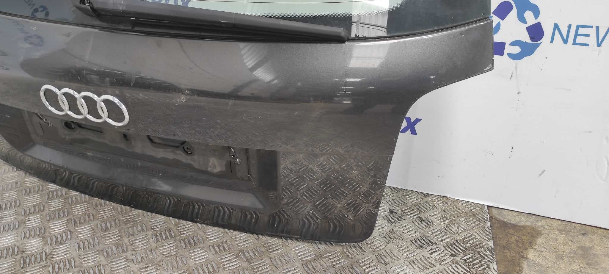 Recambio de PORTON TRASERO para AUDI A3 (8P) BKD referencia OEM IAM 8P3827023AC   - NEGRO 6