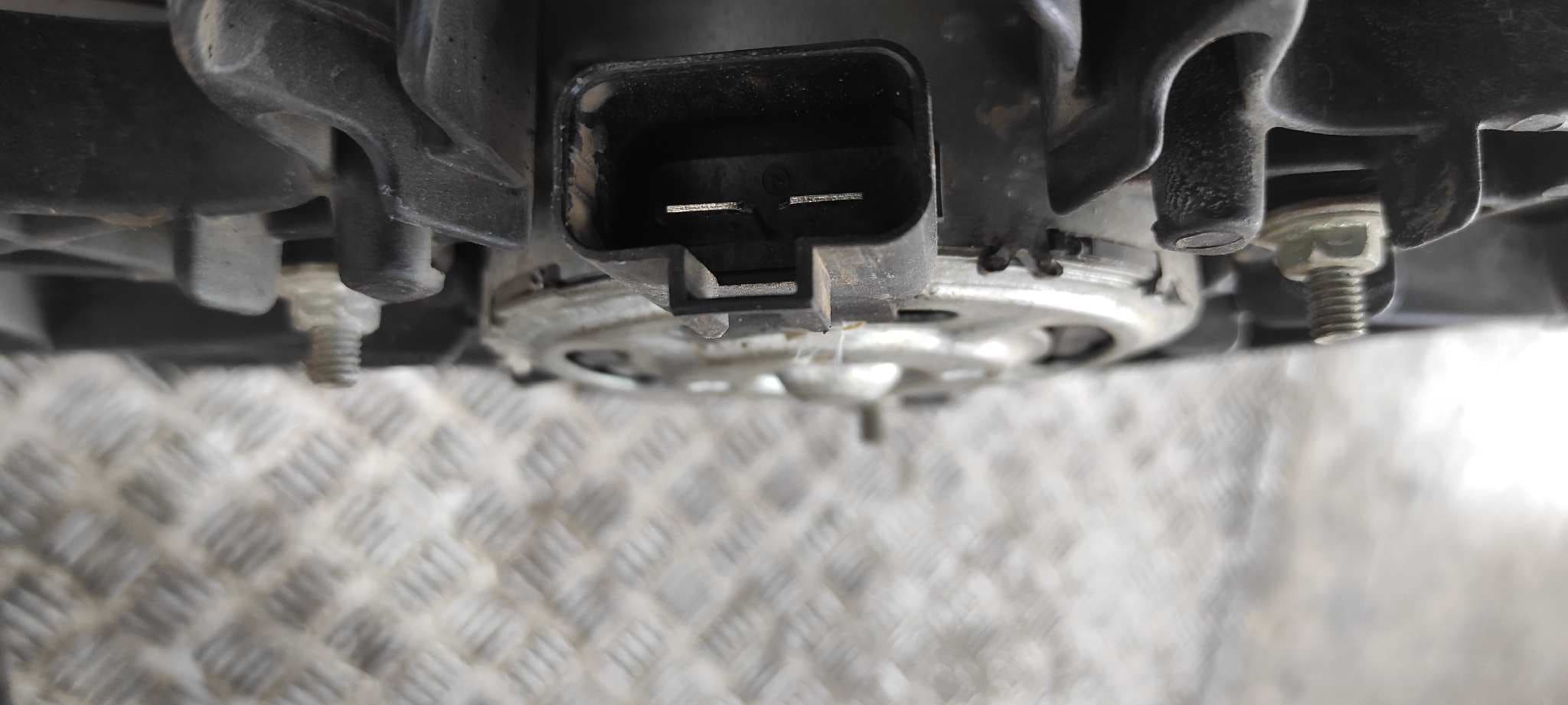 Recambio de ELECTROVENTILADOR para FIAT BRAVO (198) 198A3000 referencia OEM IAM 882300200   - ROJO 4