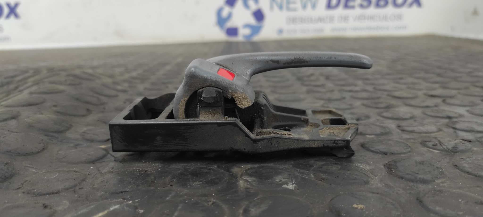 Recambio de MANETA INTERIOR DELANTERA DERECHA para TOYOTA RAV 4 (A2) 1.8 Luna (2003->) 1ZZ-FE referencia OEM IAM R3   - BLANCO 4