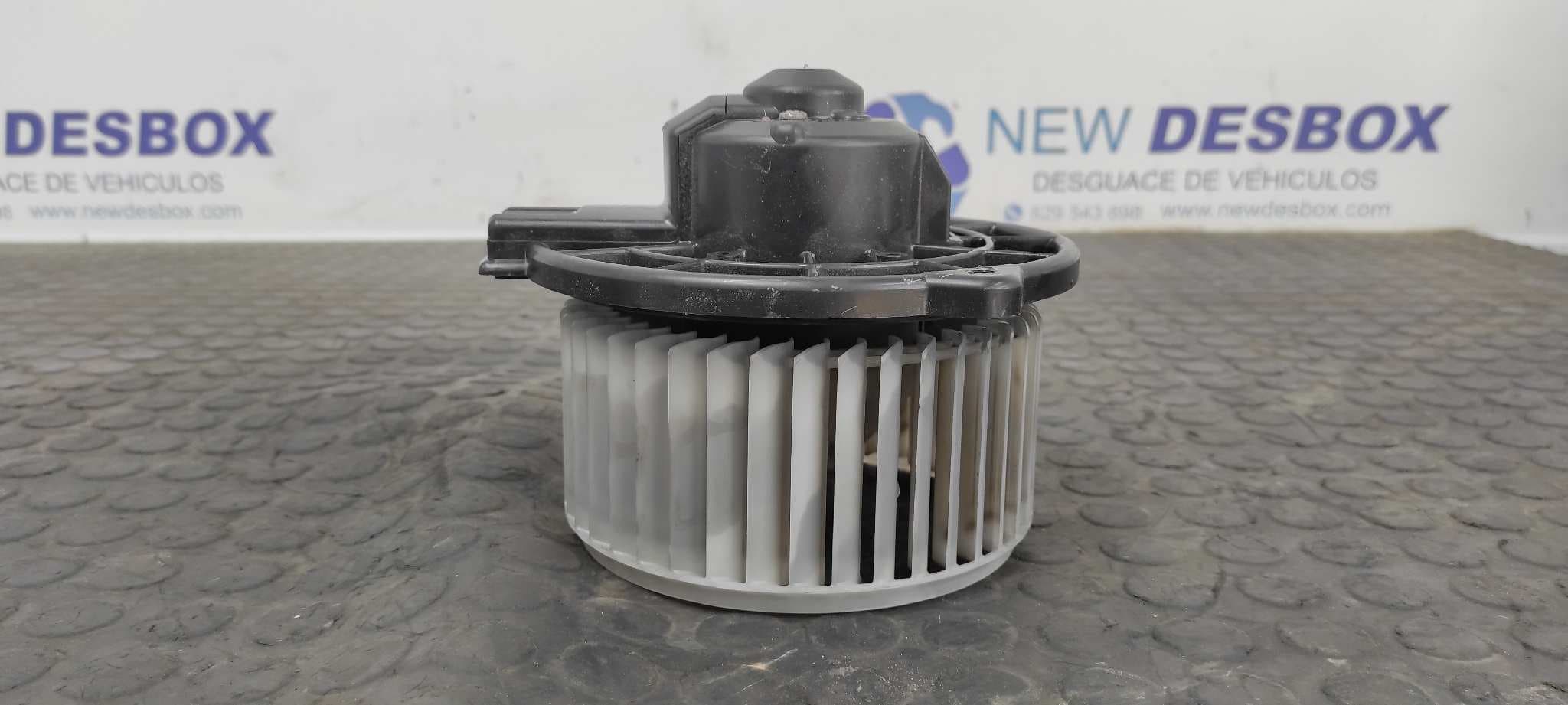 Recambio de MOTOR CALEFACCION para TOYOTA RAV 4 (A2) 1ZZ-FE referencia OEM IAM 1940001450   - BLANCO 2